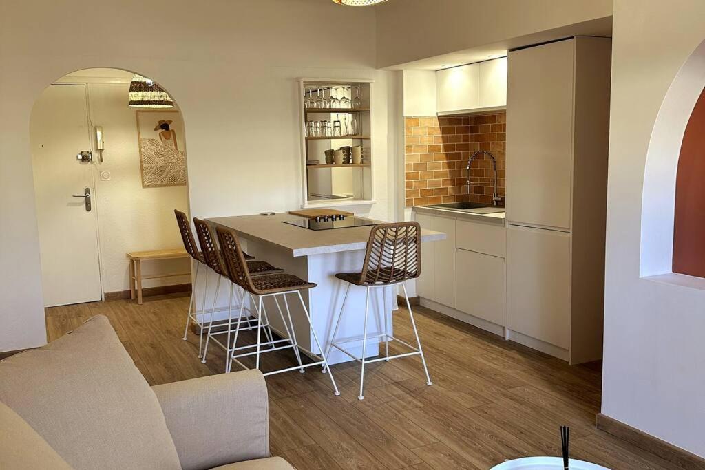 Chez Joan, Apt De Standing, 4 Prs, A 300M Des Plages أنتيب المظهر الخارجي الصورة
